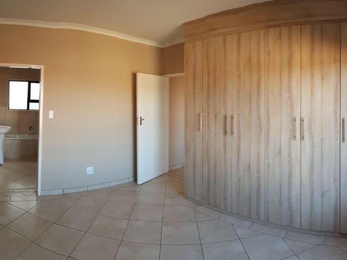 To Let 3 Bedroom Property for Rent in Kookrus Gauteng