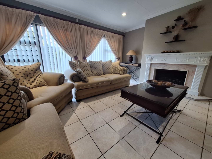 3 Bedroom Property for Sale in Brackenhurst Gauteng