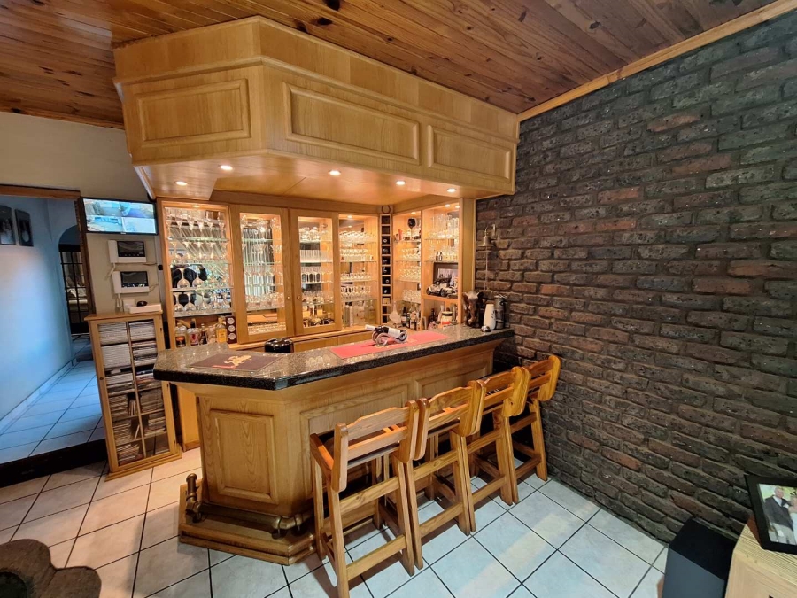 3 Bedroom Property for Sale in Brackenhurst Gauteng