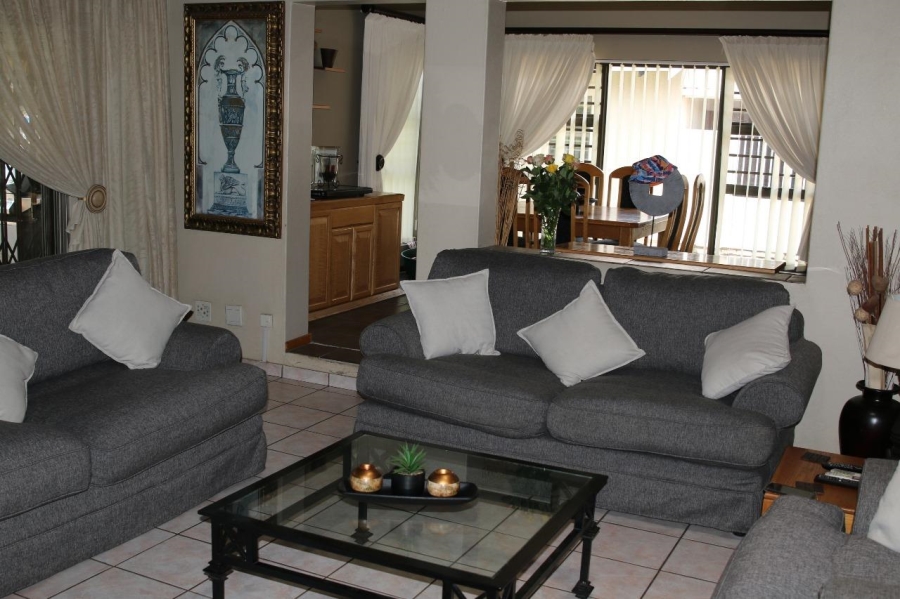 3 Bedroom Property for Sale in Brackenhurst Gauteng