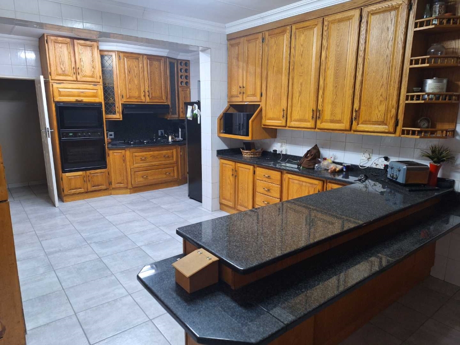 3 Bedroom Property for Sale in Brackenhurst Gauteng