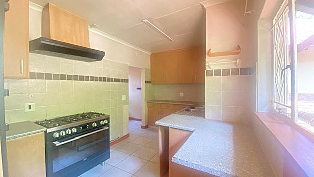 4 Bedroom Property for Sale in Garsfontein Gauteng