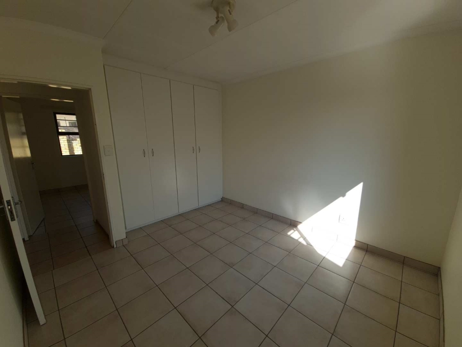 2 Bedroom Property for Sale in Noordhang Gauteng