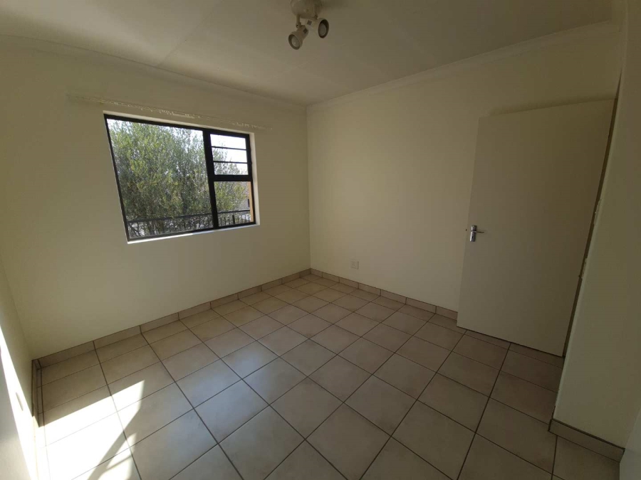 2 Bedroom Property for Sale in Noordhang Gauteng