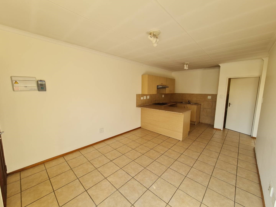 2 Bedroom Property for Sale in Noordhang Gauteng