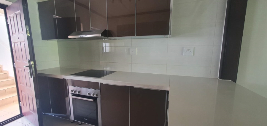 To Let 2 Bedroom Property for Rent in Maroeladal Gauteng