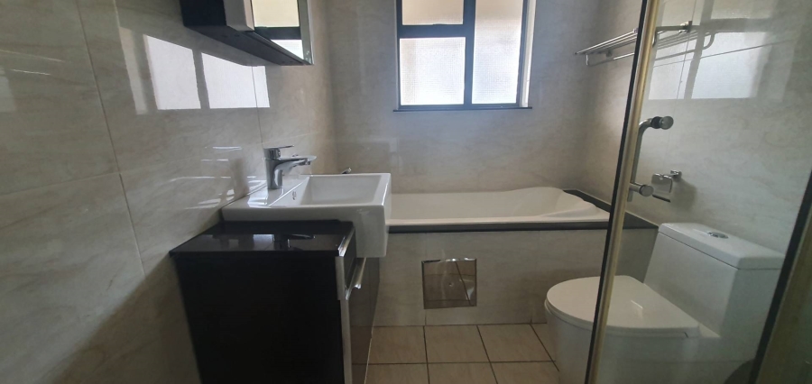 To Let 2 Bedroom Property for Rent in Maroeladal Gauteng