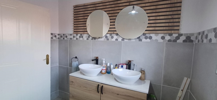 2 Bedroom Property for Sale in Northgate Gauteng