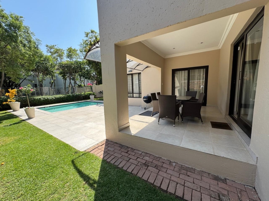 5 Bedroom Property for Sale in Dainfern Gauteng