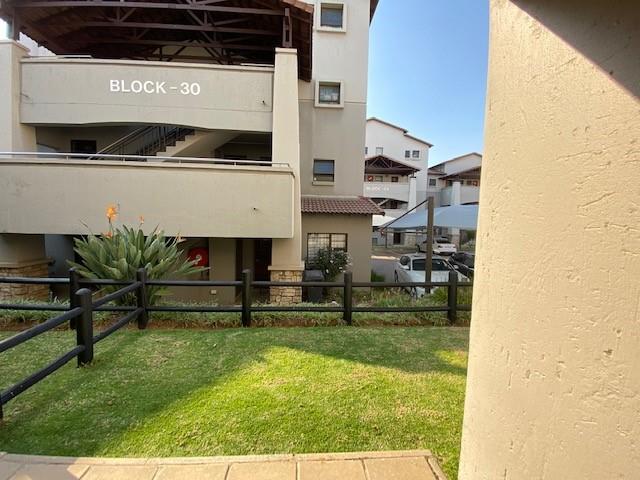 To Let 2 Bedroom Property for Rent in Sunninghill Gauteng