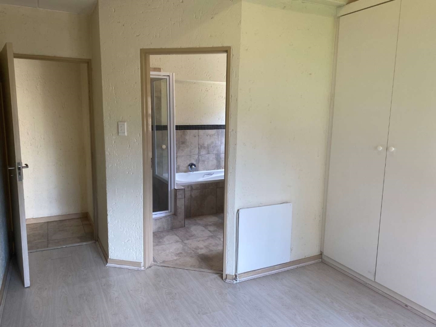 To Let 3 Bedroom Property for Rent in Ferndale Gauteng