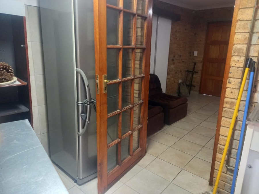 To Let 1 Bedroom Property for Rent in Discovery Gauteng