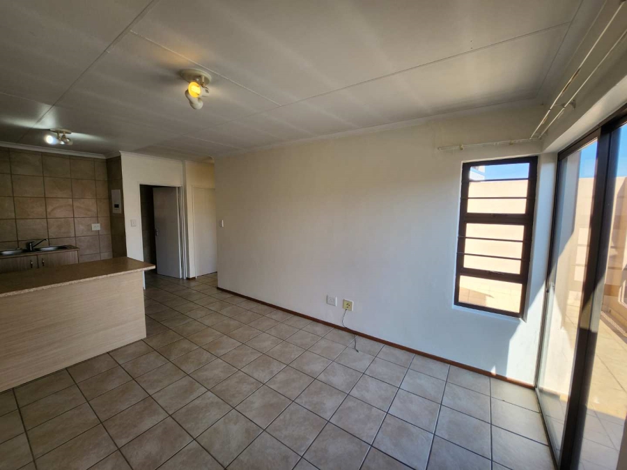 To Let 2 Bedroom Property for Rent in Noordhang Gauteng