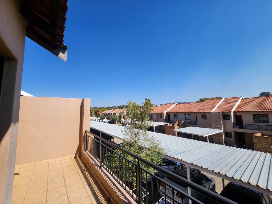 To Let 2 Bedroom Property for Rent in Noordhang Gauteng