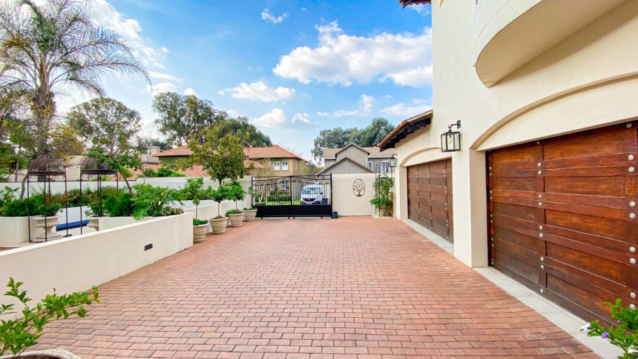 4 Bedroom Property for Sale in Zwartkop Golf Estate Gauteng