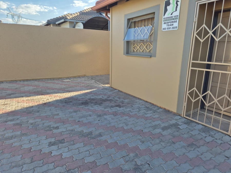 2 Bedroom Property for Sale in Riverside View Gauteng