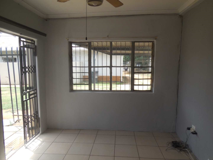 To Let 2 Bedroom Property for Rent in Silverton Gauteng