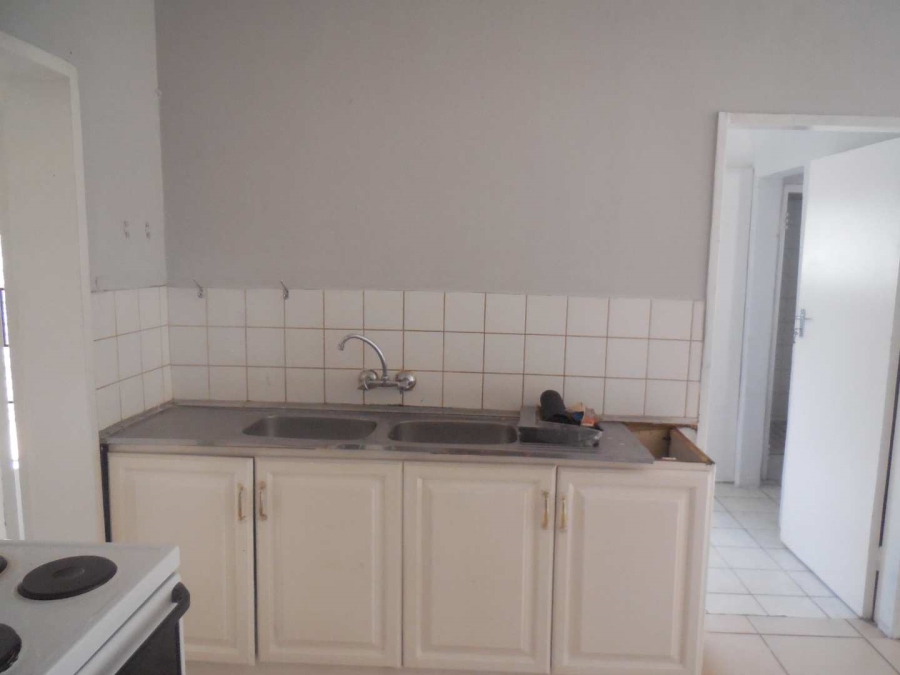 To Let 2 Bedroom Property for Rent in Silverton Gauteng