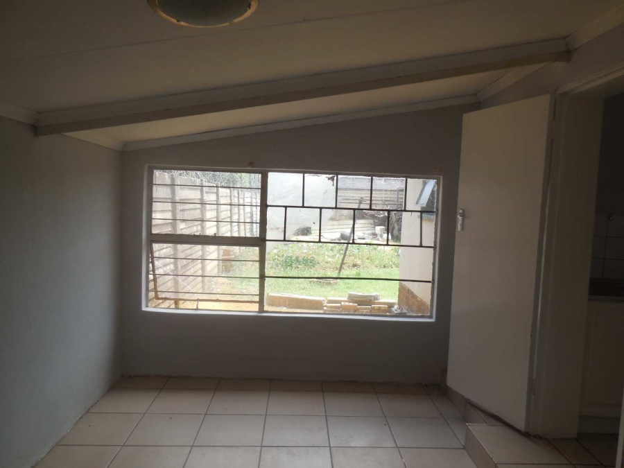 To Let 2 Bedroom Property for Rent in Silverton Gauteng