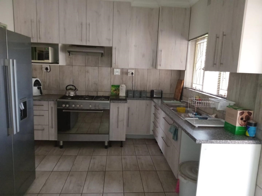 3 Bedroom Property for Sale in Meyerspark Gauteng