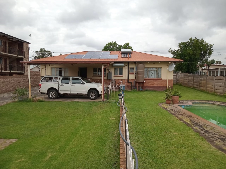 3 Bedroom Property for Sale in Meyerspark Gauteng