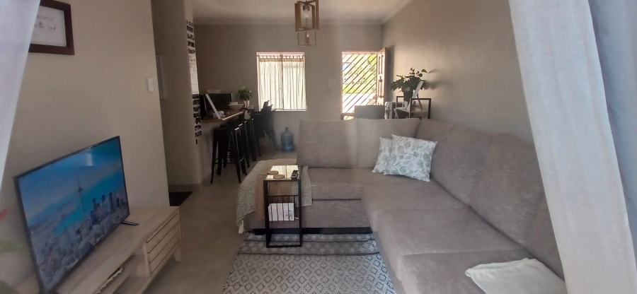 2 Bedroom Property for Sale in Moreleta Park Gauteng
