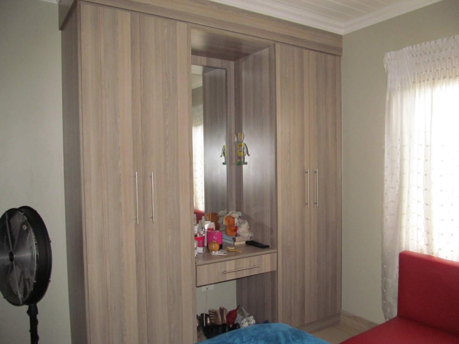 2 Bedroom Property for Sale in Booysens Gauteng