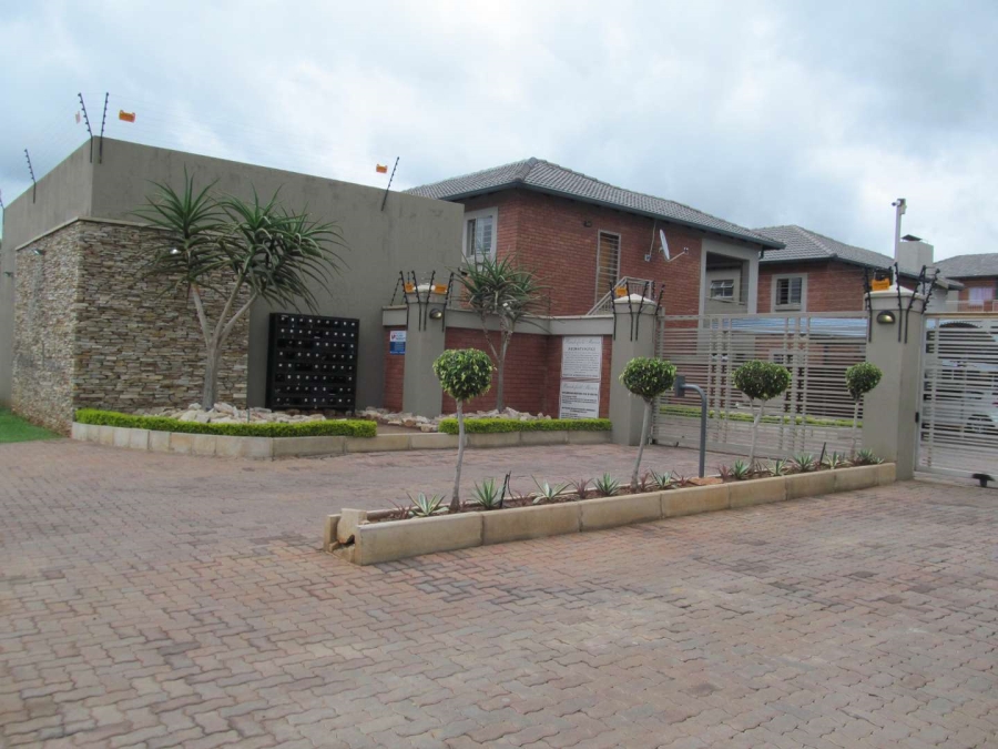 2 Bedroom Property for Sale in Booysens Gauteng