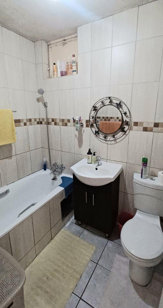 2 Bedroom Property for Sale in Pretoria North Gauteng