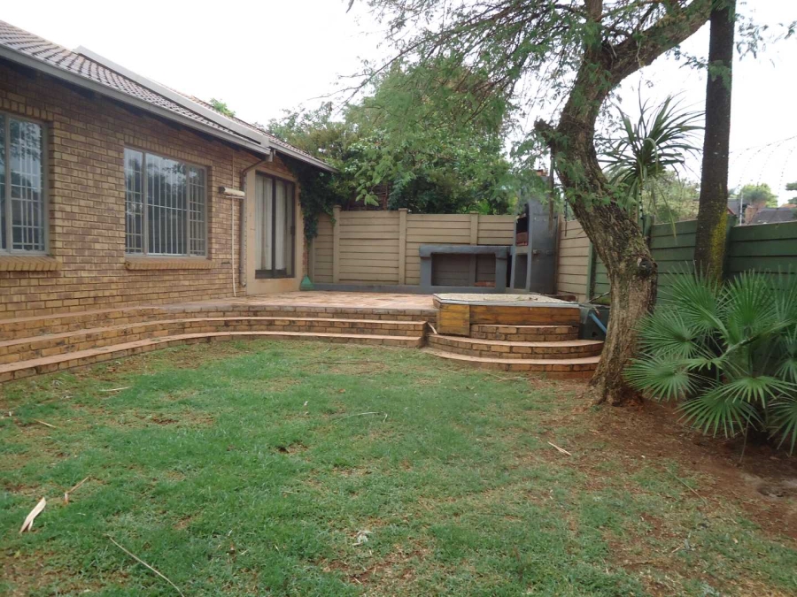 2 Bedroom Property for Sale in Moreleta Park Gauteng