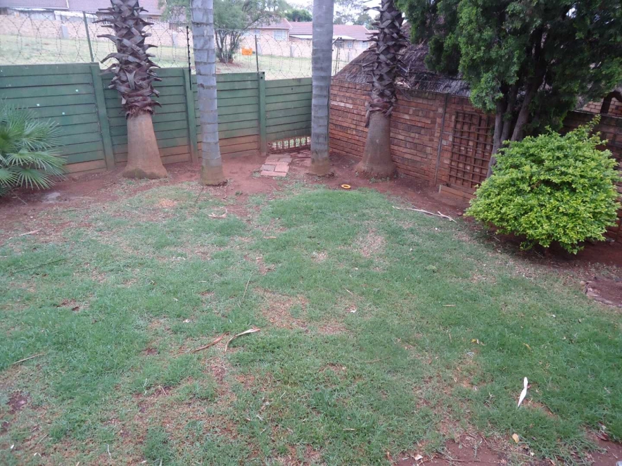 2 Bedroom Property for Sale in Moreleta Park Gauteng