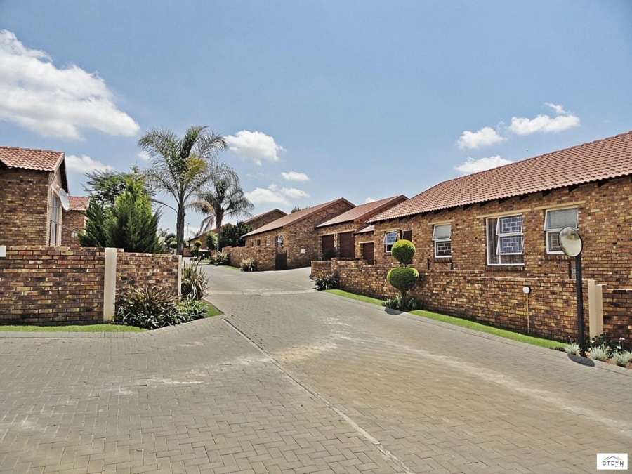 To Let 3 Bedroom Property for Rent in Willowbrook Gauteng