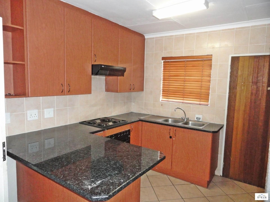 To Let 3 Bedroom Property for Rent in Willowbrook Gauteng