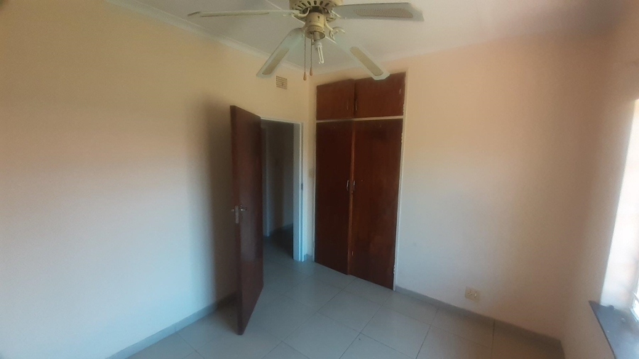 To Let 3 Bedroom Property for Rent in West Park Gauteng