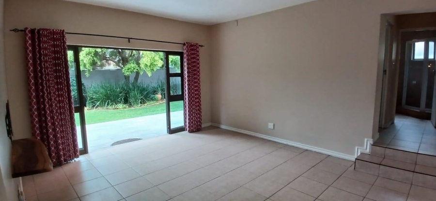 4 Bedroom Property for Sale in Glen Erasmia Gauteng