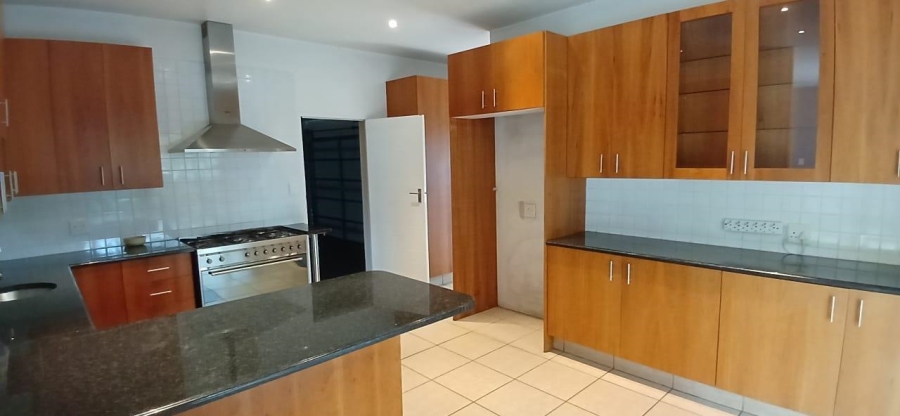 4 Bedroom Property for Sale in Glen Erasmia Gauteng