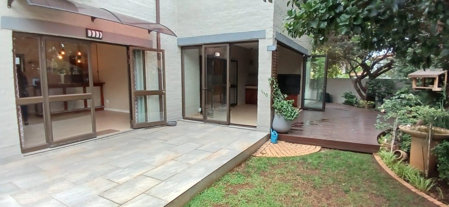 4 Bedroom Property for Sale in Glen Erasmia Gauteng