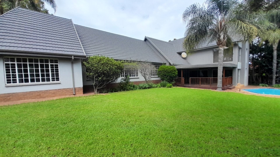 4 Bedroom Property for Sale in Glen Marais Gauteng