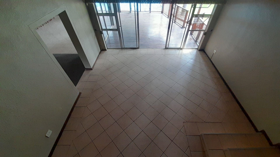 4 Bedroom Property for Sale in Glen Marais Gauteng