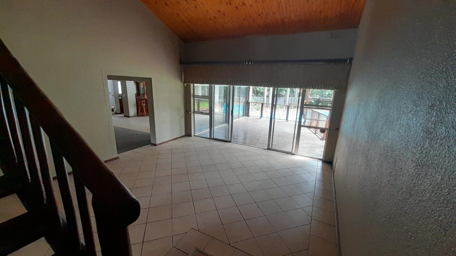 4 Bedroom Property for Sale in Glen Marais Gauteng