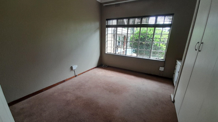 4 Bedroom Property for Sale in Glen Marais Gauteng