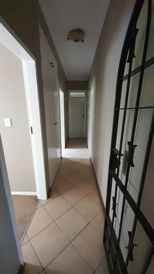 4 Bedroom Property for Sale in Glen Marais Gauteng