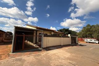 4 Bedroom Property for Sale in Tembisa Gauteng