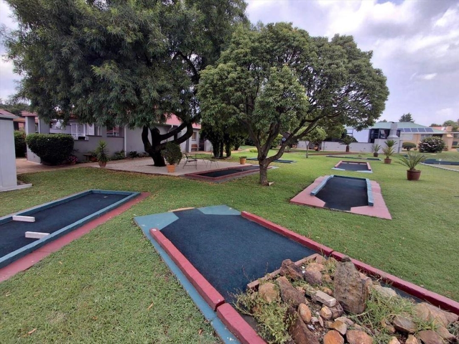 2 Bedroom Property for Sale in Terenure Gauteng