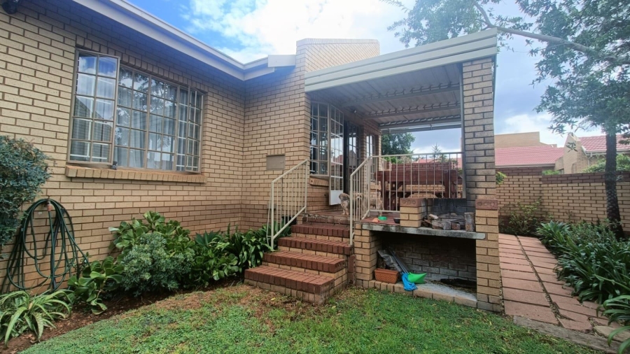 3 Bedroom Property for Sale in Zwartkop Gauteng