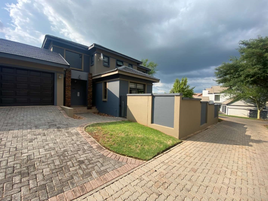 To Let 3 Bedroom Property for Rent in Homes Haven Gauteng