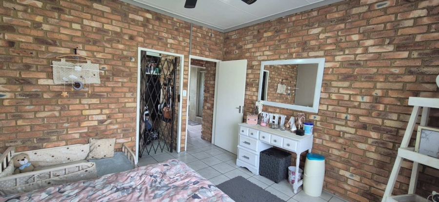 5 Bedroom Property for Sale in Alberton North Gauteng