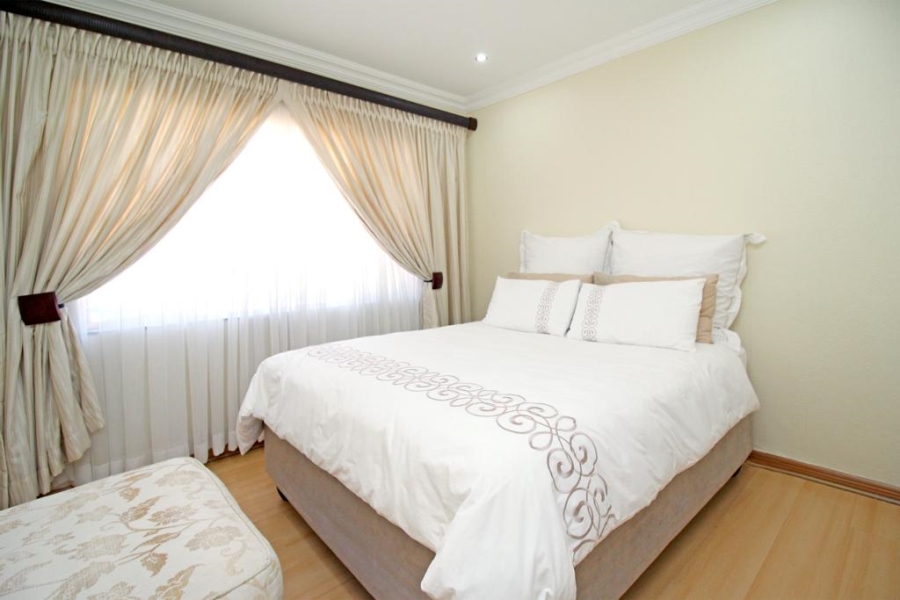 3 Bedroom Property for Sale in Verwoerdpark Gauteng