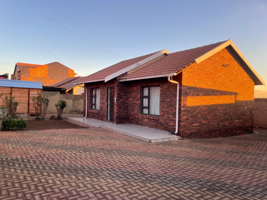 2 Bedroom Property for Sale in Naturena Gauteng