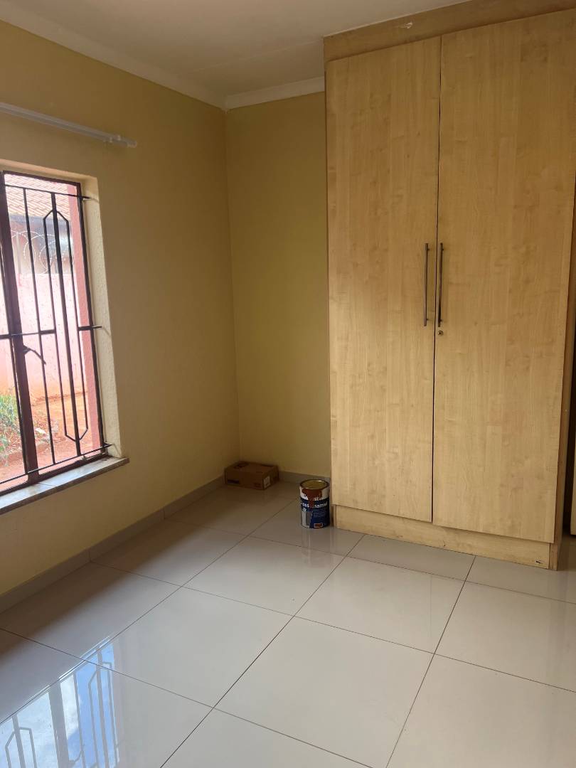 3 Bedroom Property for Sale in Likole Gauteng